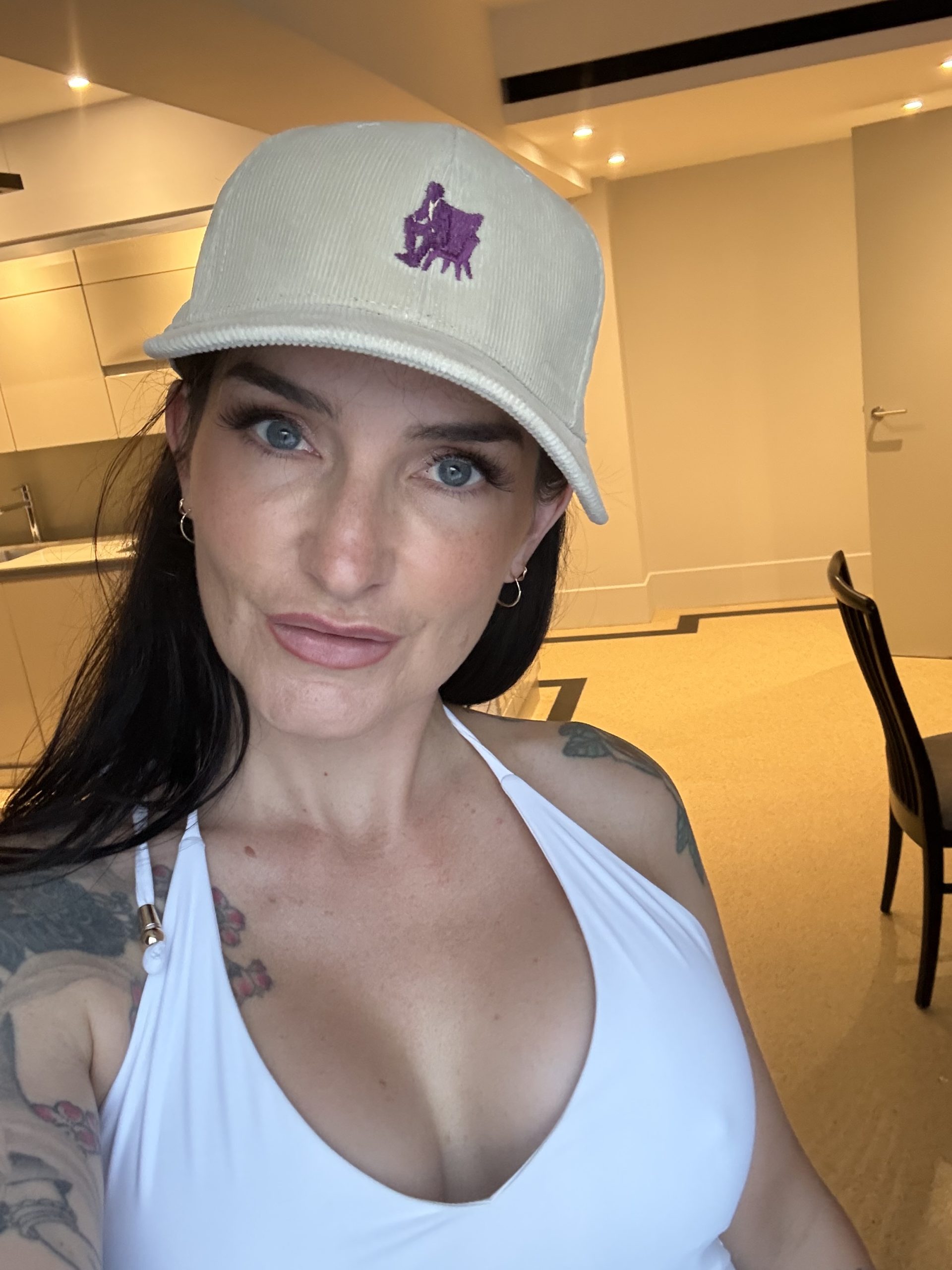 CUCKOLD CONFESSIONS cord baseball cap - Image 2